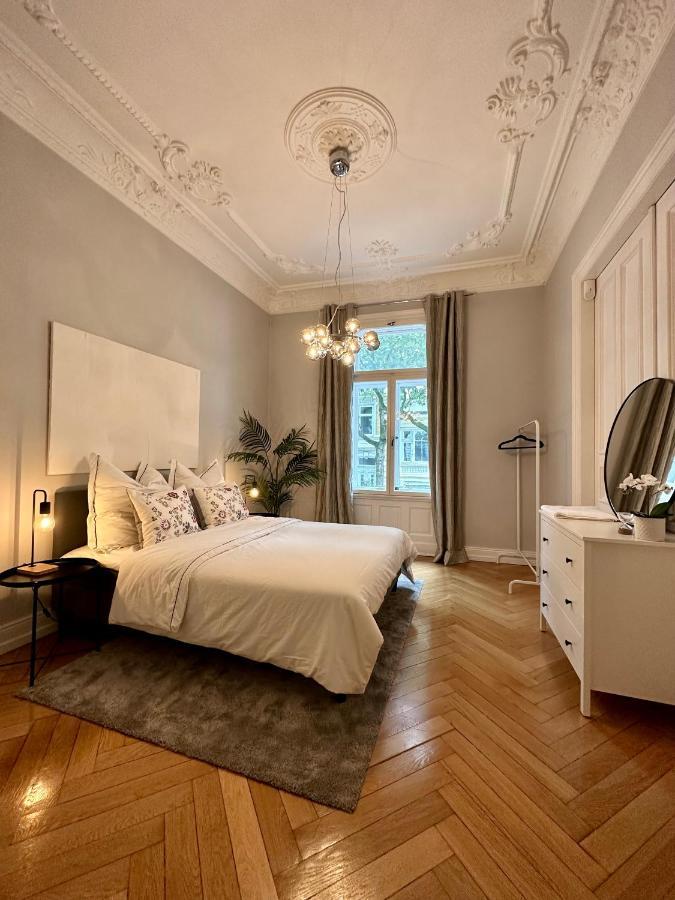 Room In Luxurious Apartment Hamburg Ngoại thất bức ảnh